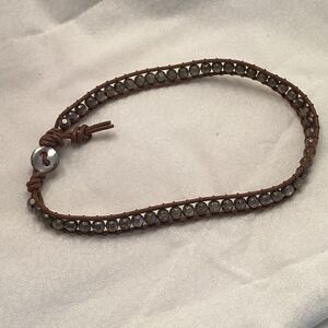 Button Clasp Choker Necklace 16”